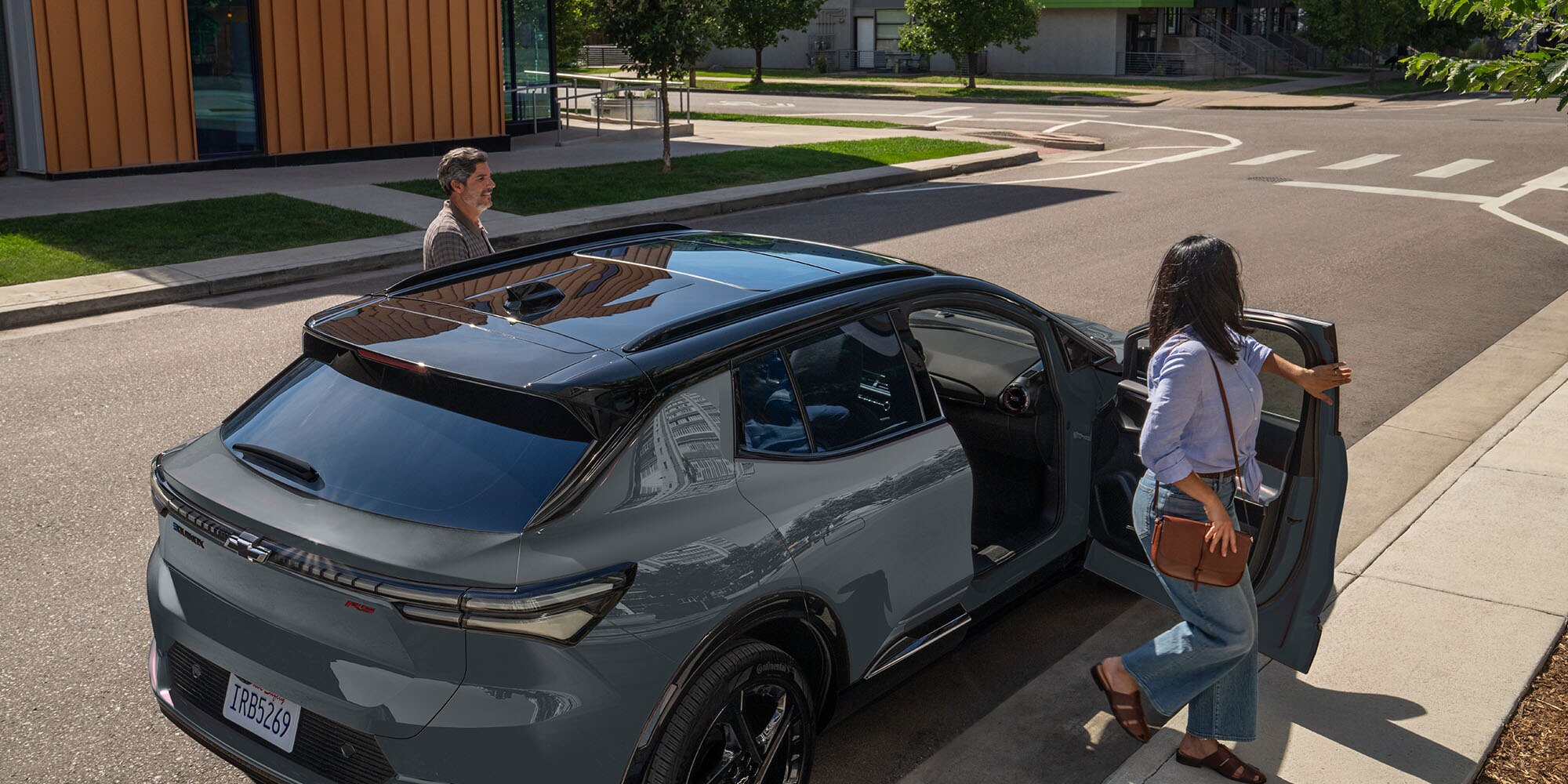 Galleria Escalade IQ