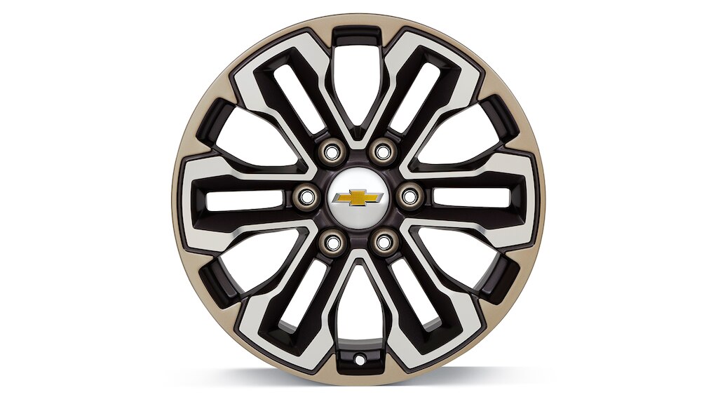 Rin en aluminio de 18 pulgadas en grafito satinado con detalles en dorado para tu camioneta, Chevrolet Silverado Turbo 2024