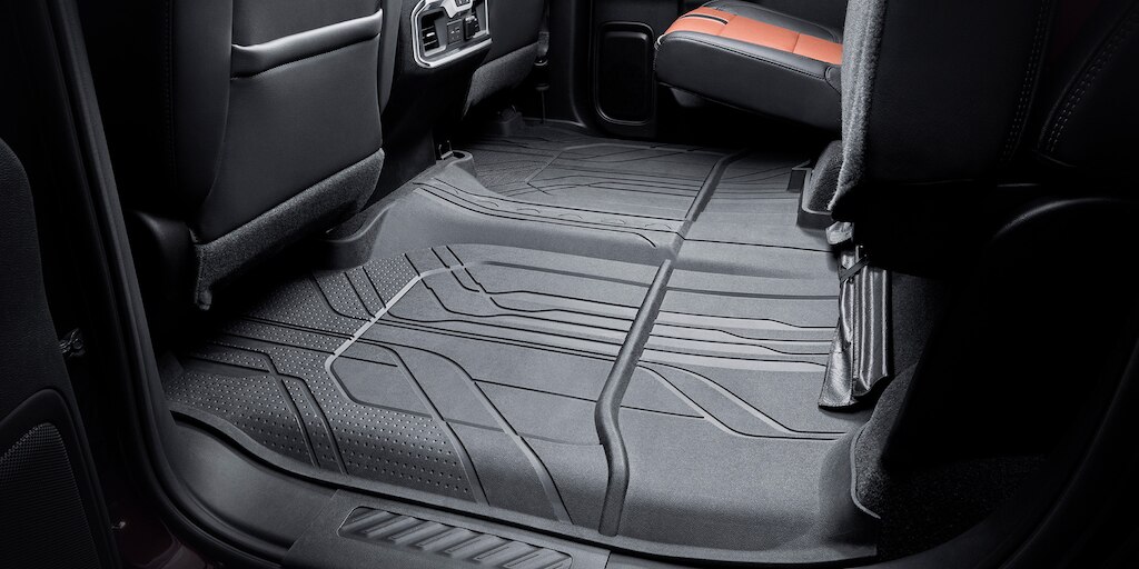 Haz más cómodo el interior de tu camioneta, Chevrolet Silverado Turbo 2024